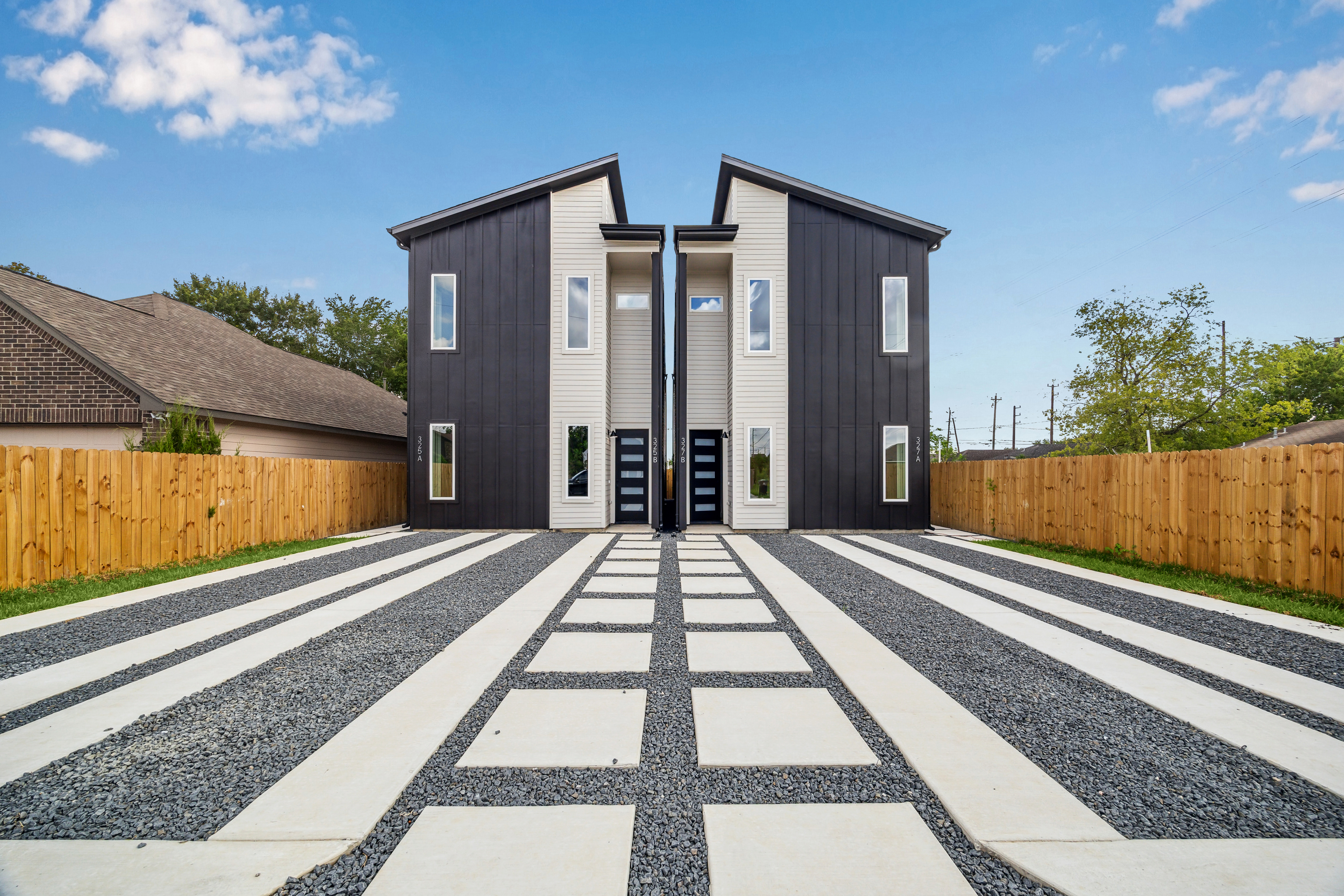 The Oaks at River Bend